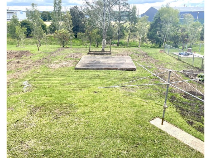 13 Maloney Avenue, South Lismore NSW 2480