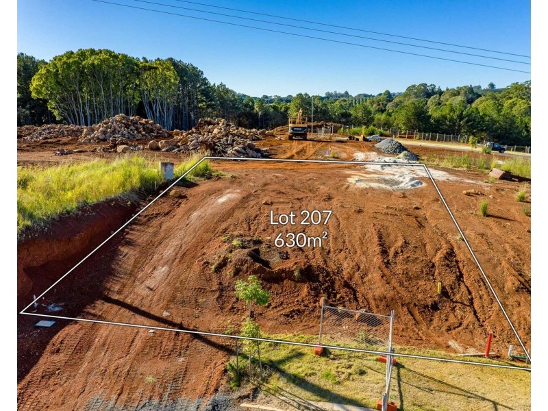 1 Hidden Valley Circuit, Chilcotts Grass NSW 2480