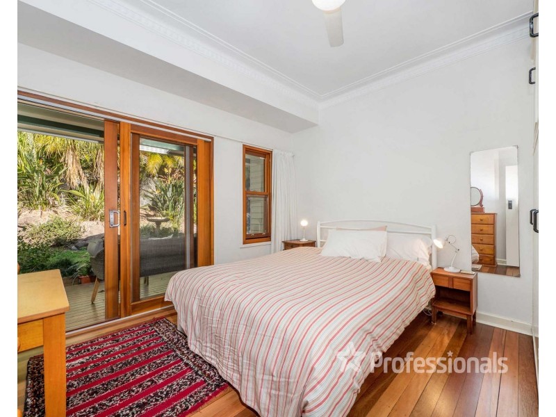 80 Cathcart (also known as 1 Esmonde) Street, Girards Hill NSW 2480