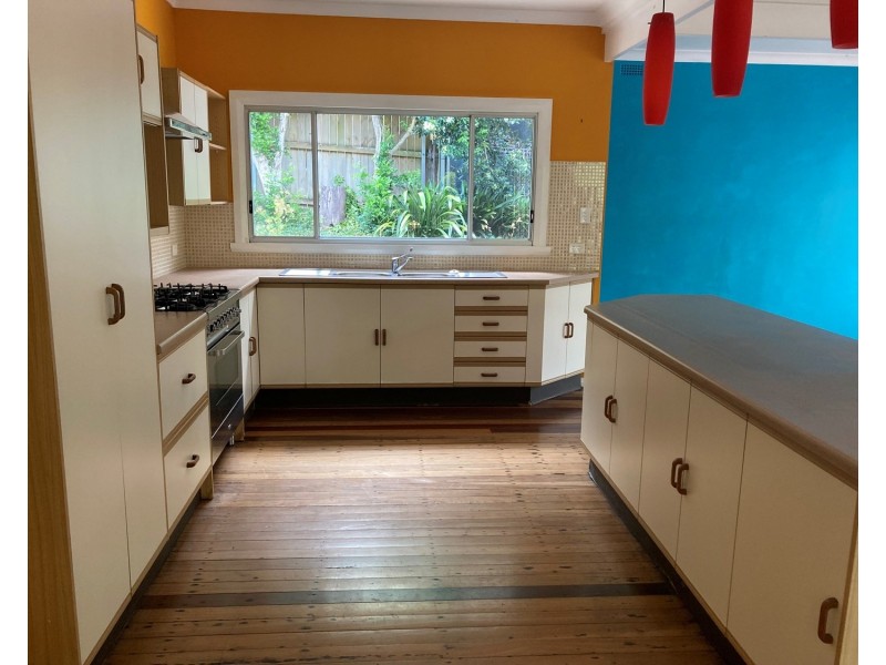 27 College Road, East Lismore NSW 2480