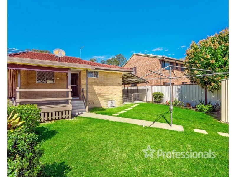 1/8 Eden Place, Girards Hill NSW 2480