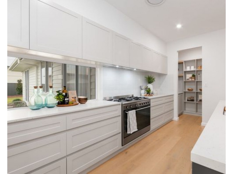 8 Lawrence Rise, Cumbalum NSW 2478