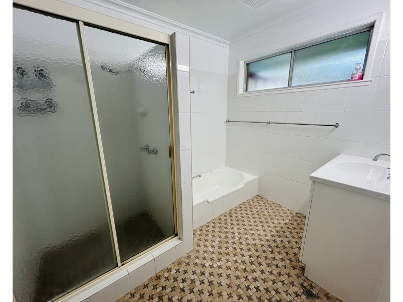 4 Balmer Avenue, Lismore Heights NSW 2480