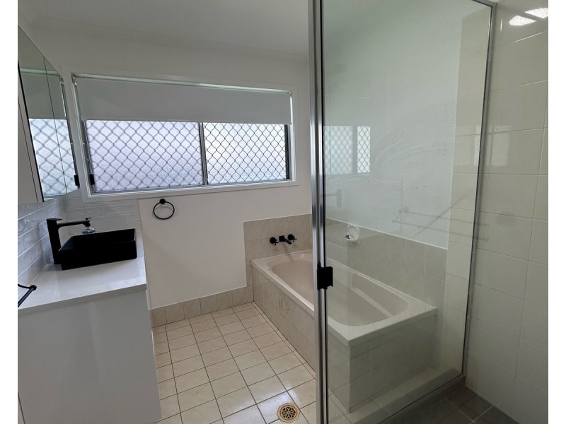 16 Martin Drive, East Lismore NSW 2480