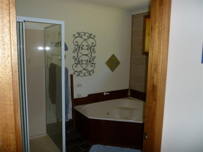 37 Hillcrest Avenue, Goonellabah NSW 2480