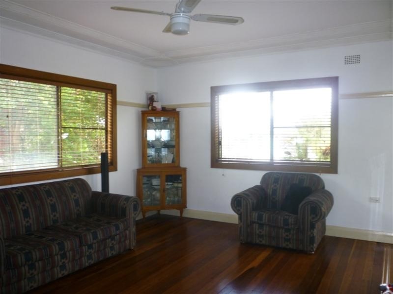 64 Oakley Avenue, East Lismore NSW 2480