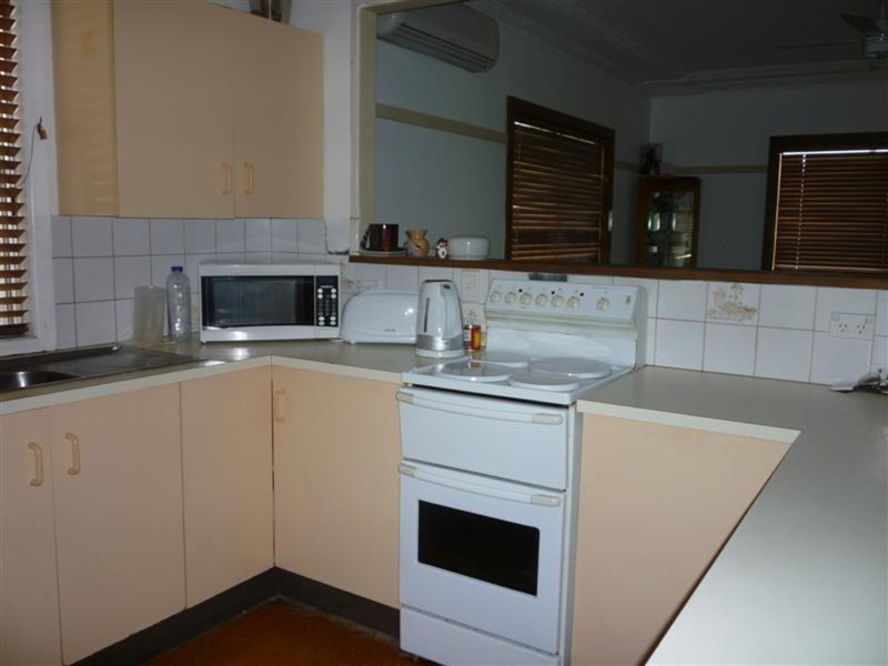 64 Oakley Avenue, East Lismore NSW 2480