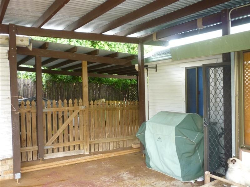 64 Oakley Avenue, East Lismore NSW 2480