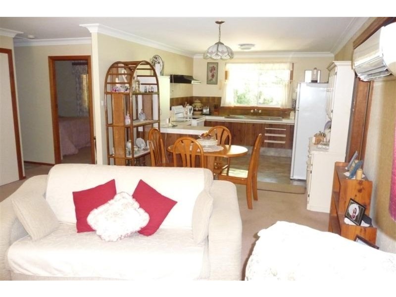 6 Beaumont Drive, East Lismore NSW 2480