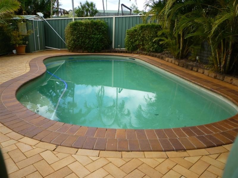 15 Highview Crescent, Modanville NSW 2480