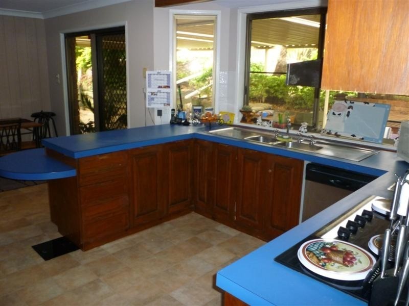 15 Highview Crescent, Modanville NSW 2480