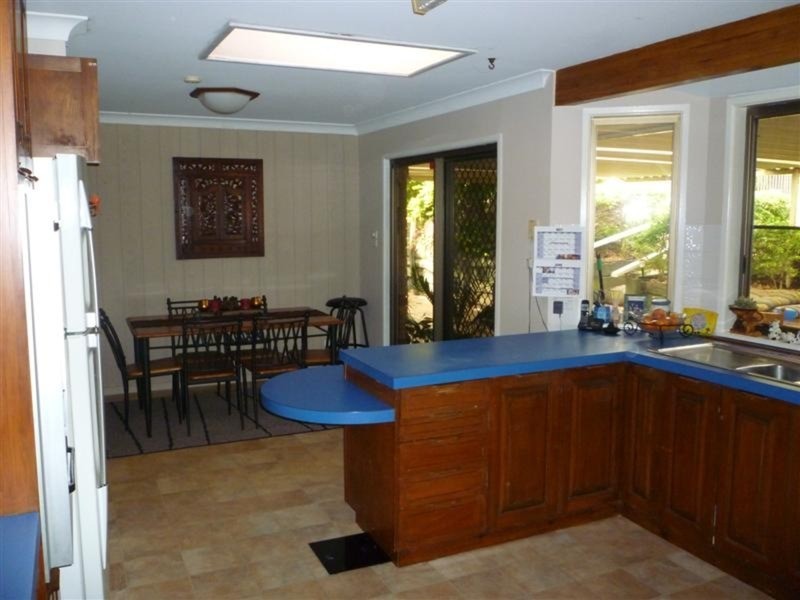 15 Highview Crescent, Modanville NSW 2480