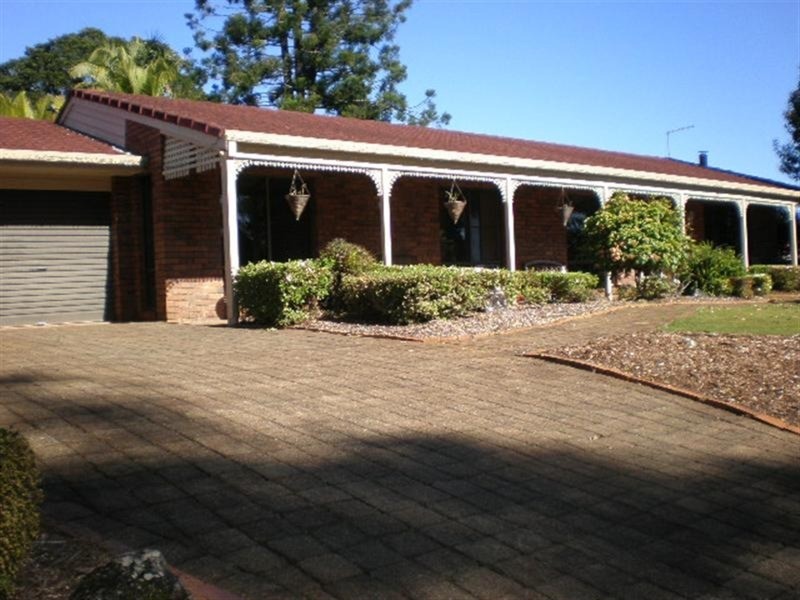 15 Highview Crescent, Modanville NSW 2480