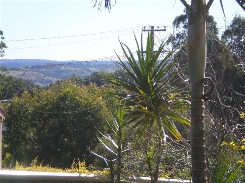 15 Highview Crescent, Modanville NSW 2480