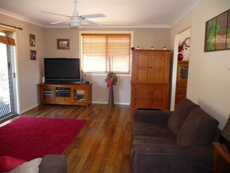 11 Maloney Avenue, South Lismore NSW 2480