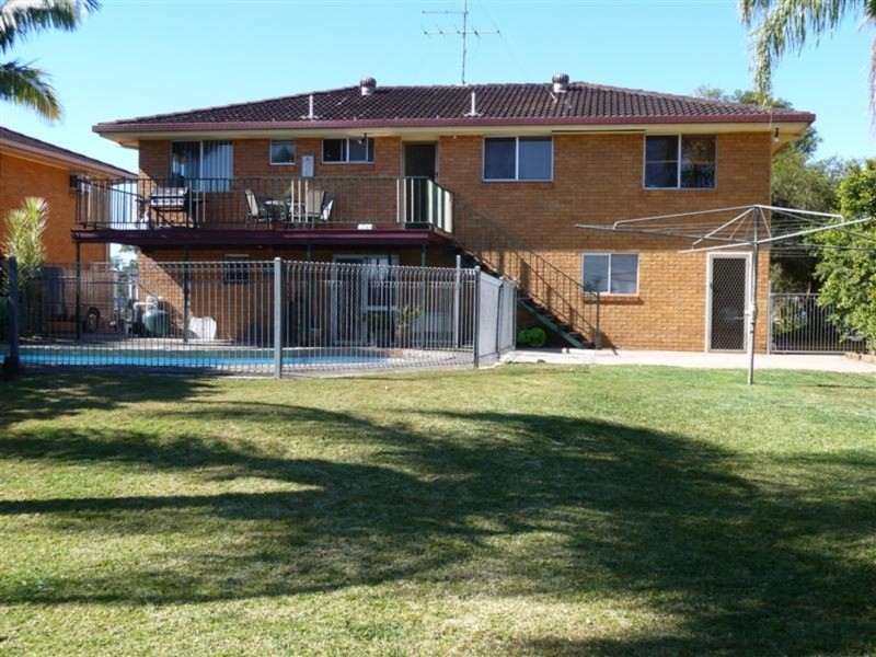 11 Maloney Avenue, South Lismore NSW 2480