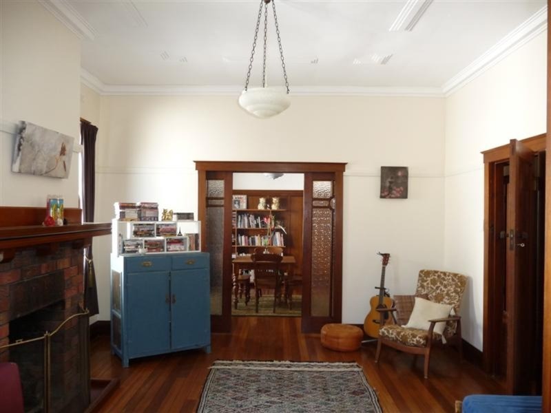 25 Parkes Street, Girards Hill NSW 2480