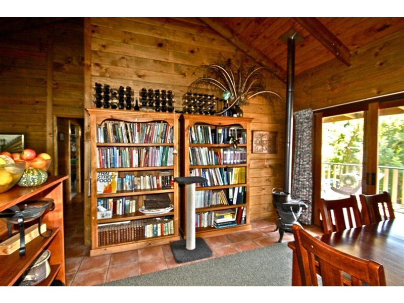 637 Cawongla Road, Larnook NSW 2480
