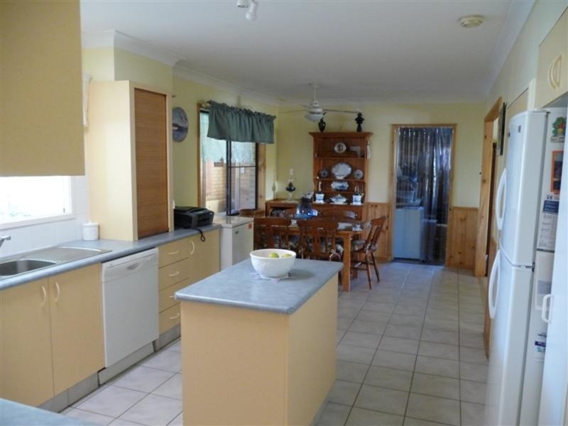 24 Zambelli Drive, East Lismore NSW 2480