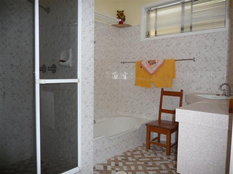 24 Zambelli Drive, East Lismore NSW 2480