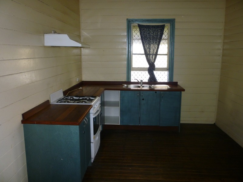 16 Engine  Street, Lismore NSW 2480