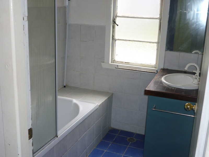 16 Engine  Street, Lismore NSW 2480