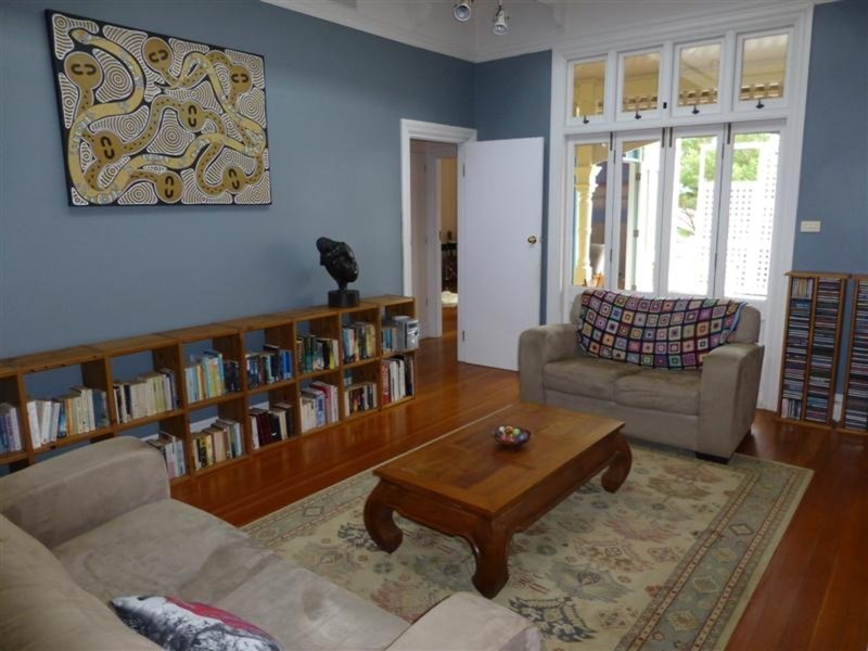 69 Cathcart Street, Girards Hill NSW 2480