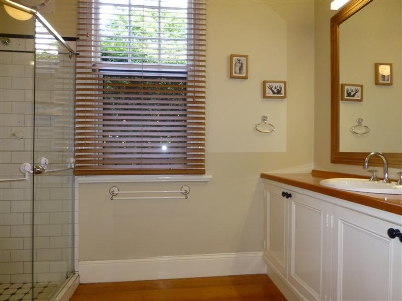 69 Cathcart Street, Girards Hill NSW 2480