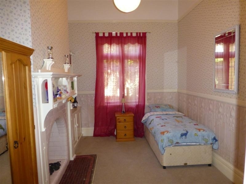 69 Cathcart Street, Girards Hill NSW 2480