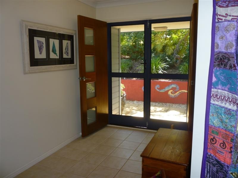 1 Henderson Place, Modanville NSW 2480