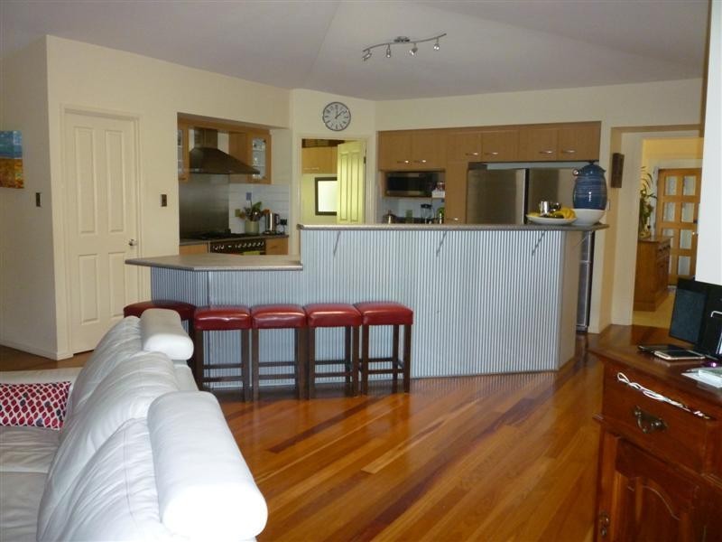 1 Henderson Place, Modanville NSW 2480