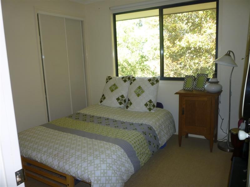 1 Henderson Place, Modanville NSW 2480