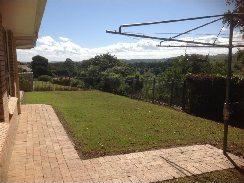 33 Woodland Avenue, Lismore Heights NSW 2480