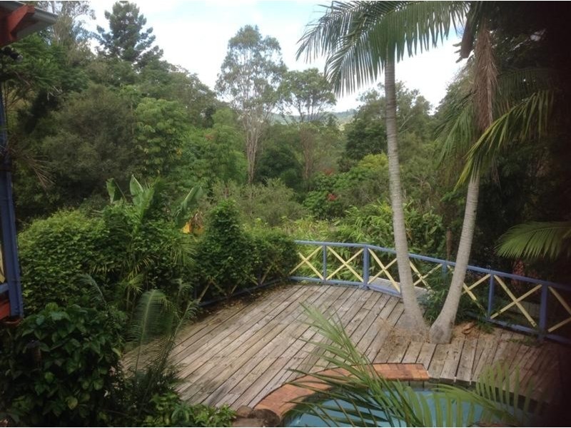 18 Beaumont Drive, East Lismore NSW 2480
