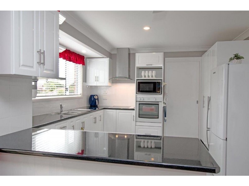 9 Dalmacia Drive, Wollongbar NSW 2477