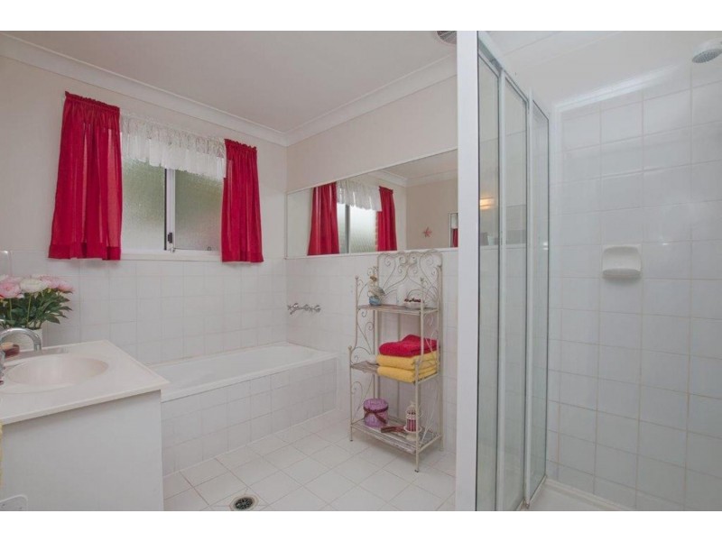 9 Dalmacia Drive, Wollongbar NSW 2477