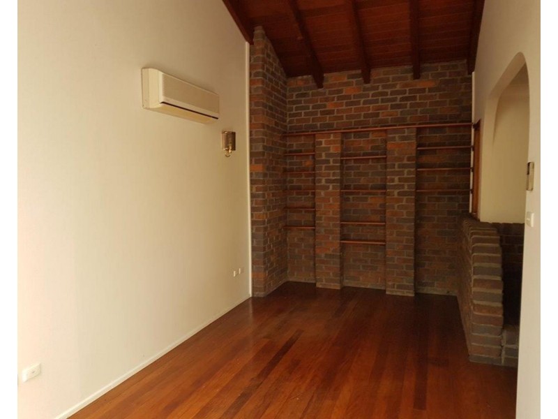 12 Eden Place, Girards Hill NSW 2480