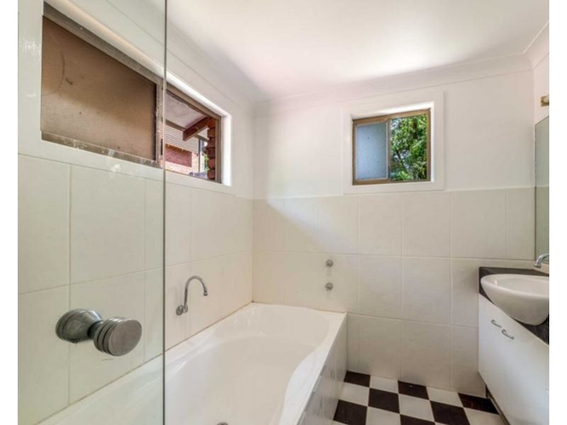 18 Valley View Drive, Lismore Heights NSW 2480