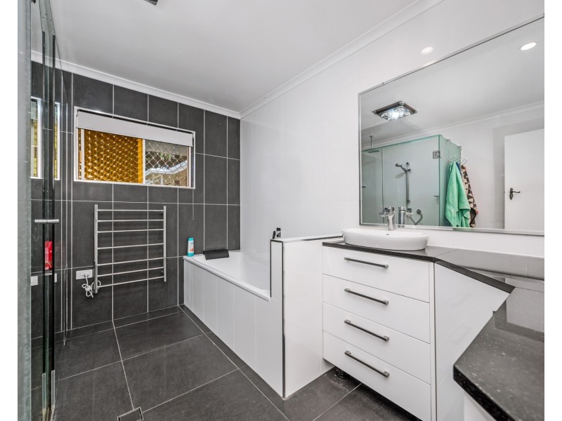 28 Hillview Drive, Goonellabah NSW 2480