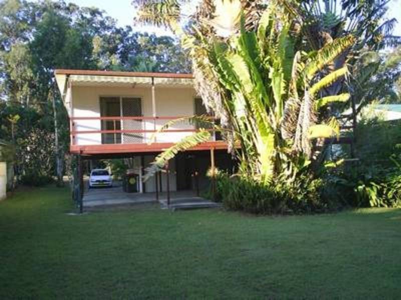 45 Middle Road, Woombah NSW 2469