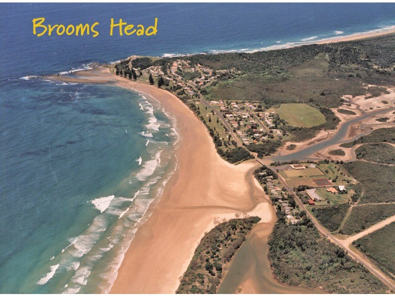 50 Ocean Road, Brooms Head NSW 2463