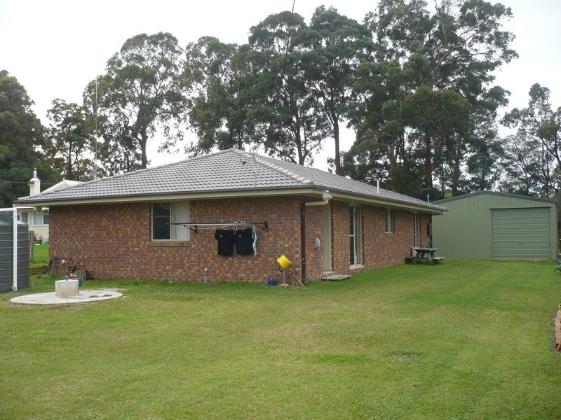 33 Middle Street, Woombah NSW 2469