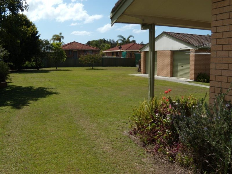 169 Yamba Road, Yamba NSW 2464