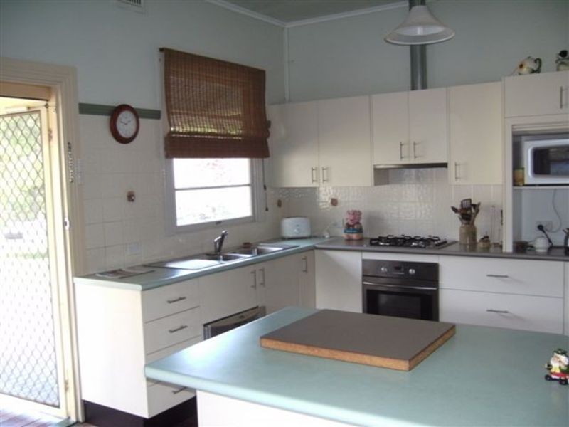 11 Roderick Street, Maclean NSW 2463