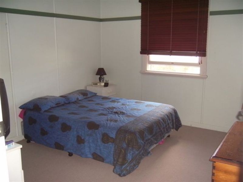 11 Roderick Street, Maclean NSW 2463