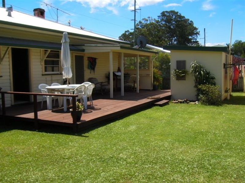 11 Roderick Street, Maclean NSW 2463