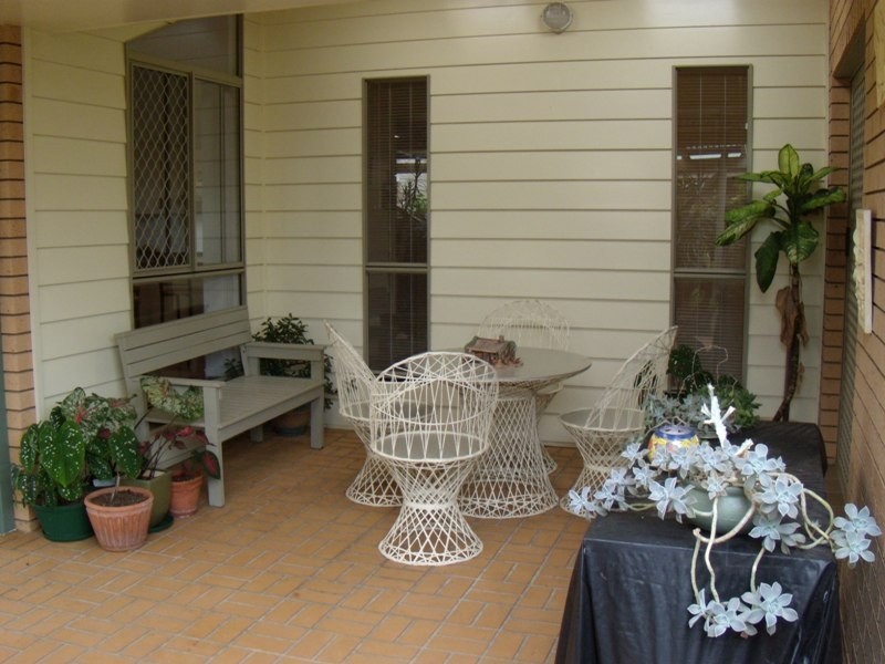 6 Blue Water Court, Yamba NSW 2464