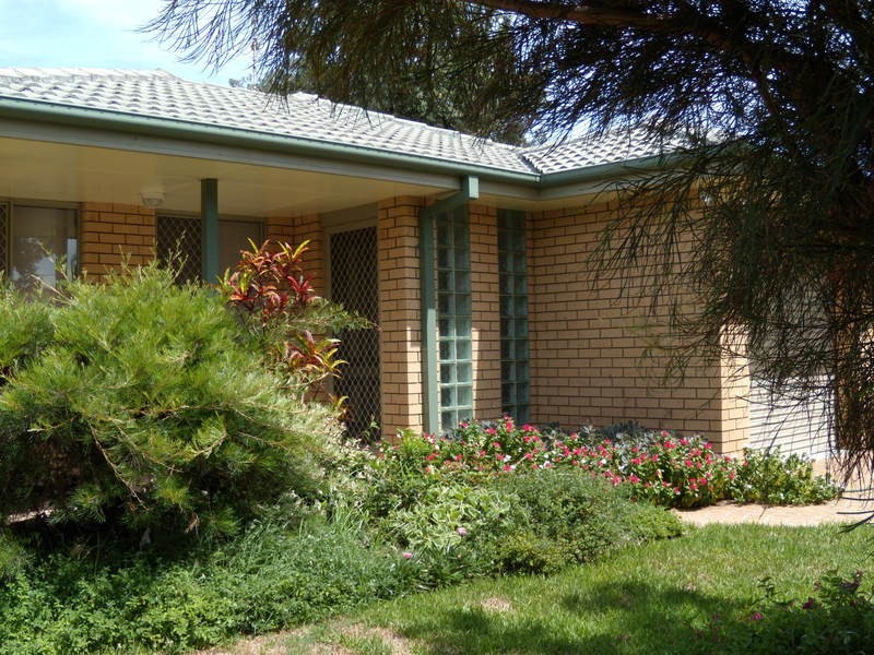 6 Blue Water Court, Yamba NSW 2464