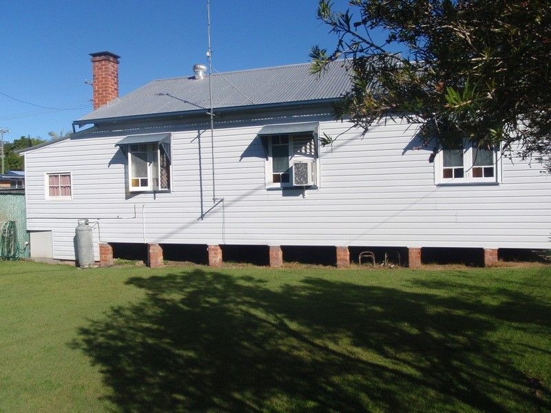 2 Morven Street, Maclean NSW 2463