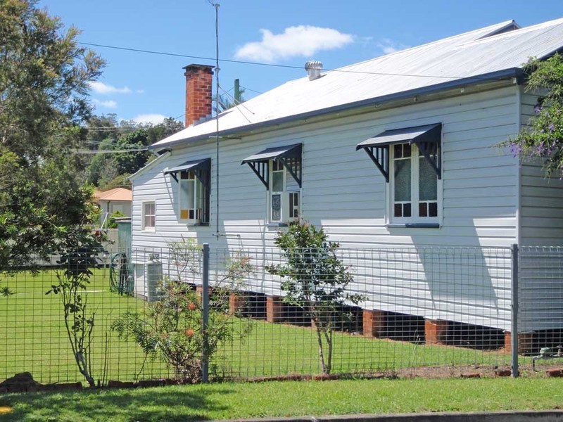 2 Morven Street, Maclean NSW 2463